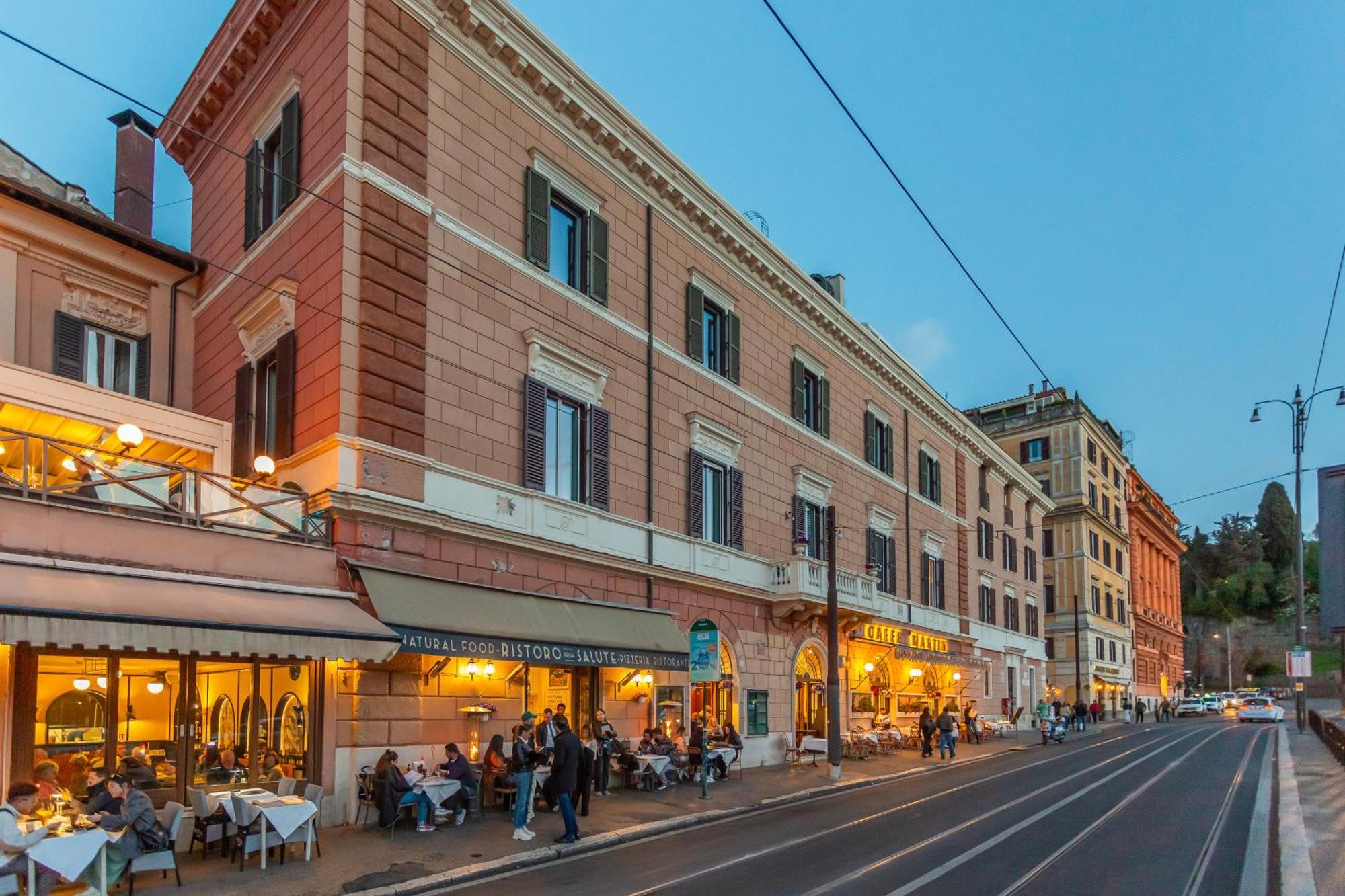 Iconic Apartment With Unique Colosseum View 罗马 外观 照片