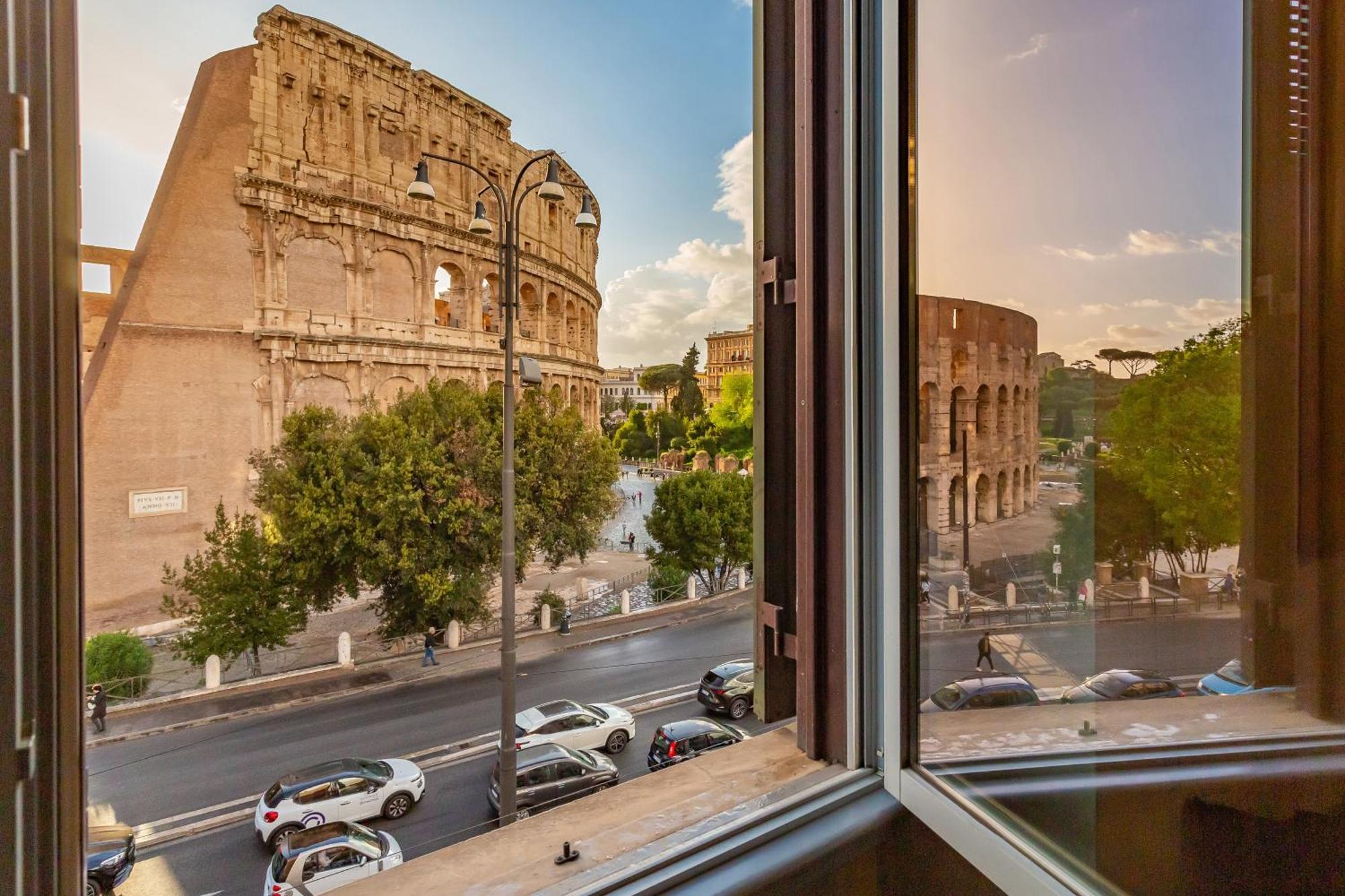 Iconic Apartment With Unique Colosseum View 罗马 外观 照片